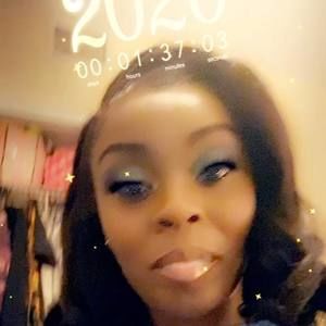 Meet your Posher, Jamesha